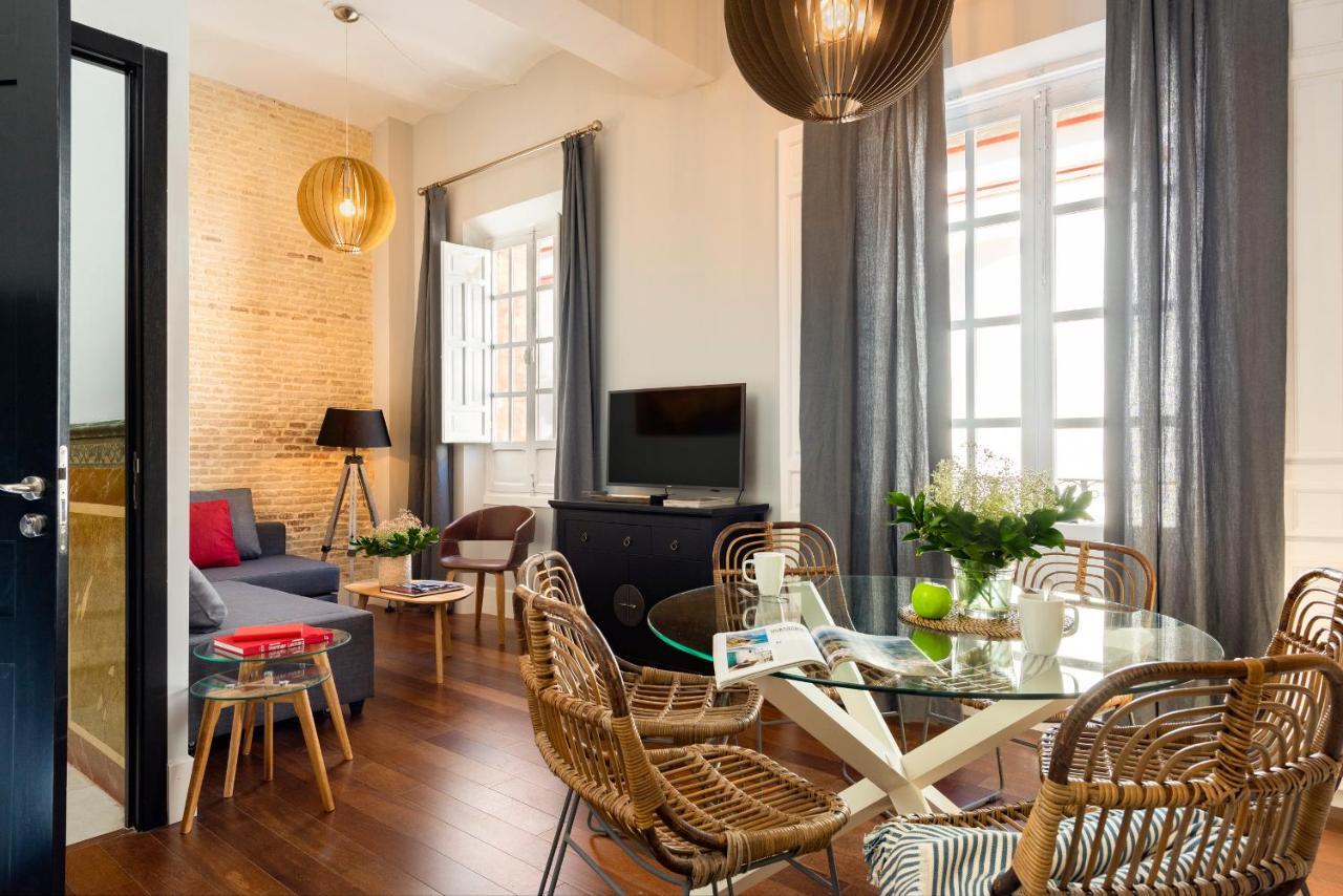 Imperial Luxury & Modern Apartment Siviglia Esterno foto